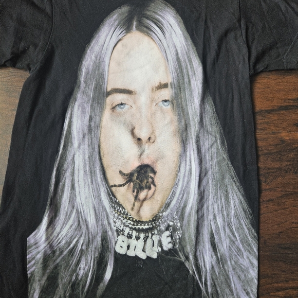 Billie Eilish Black Spider In Mouth Concert T-Shirt - Picture 2 of 3